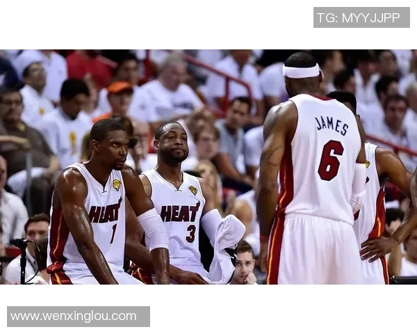 2015年总决赛首战回顾马刺对决热火的精彩瞬间与战术较量